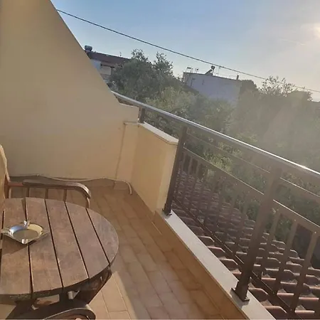 Aparthotel Giannoyla *